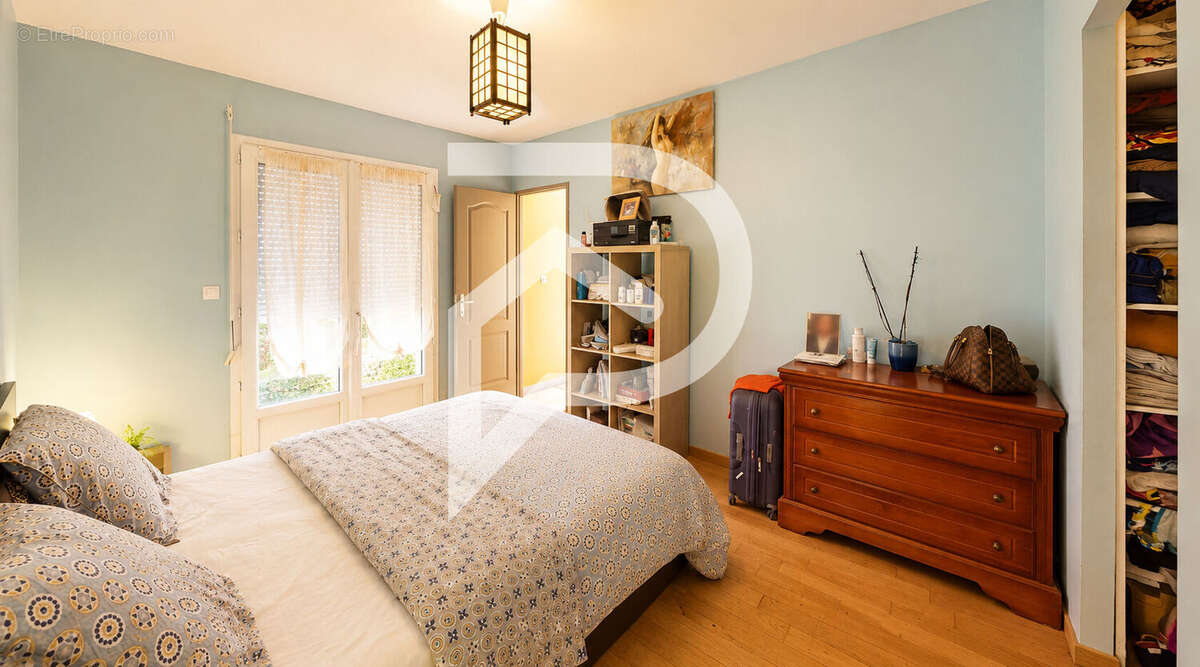 A Vendre Maison située à Orgeval de 6 pièces pour 142 m2 - photo 9