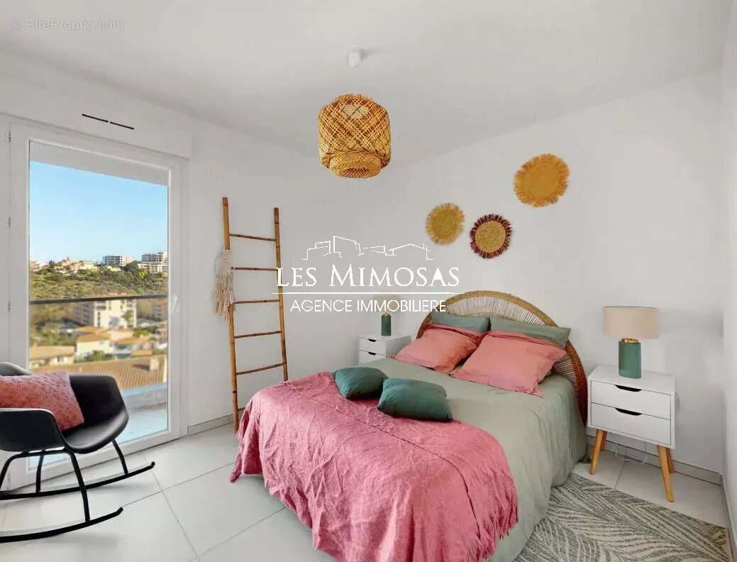 Appartement à SAINT-RAPHAEL