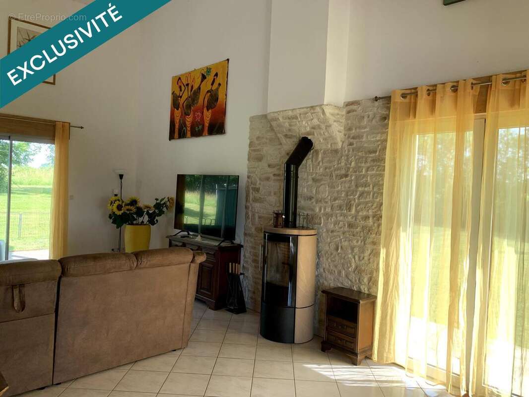 Maison 134 m² à Louhans  - photo 5