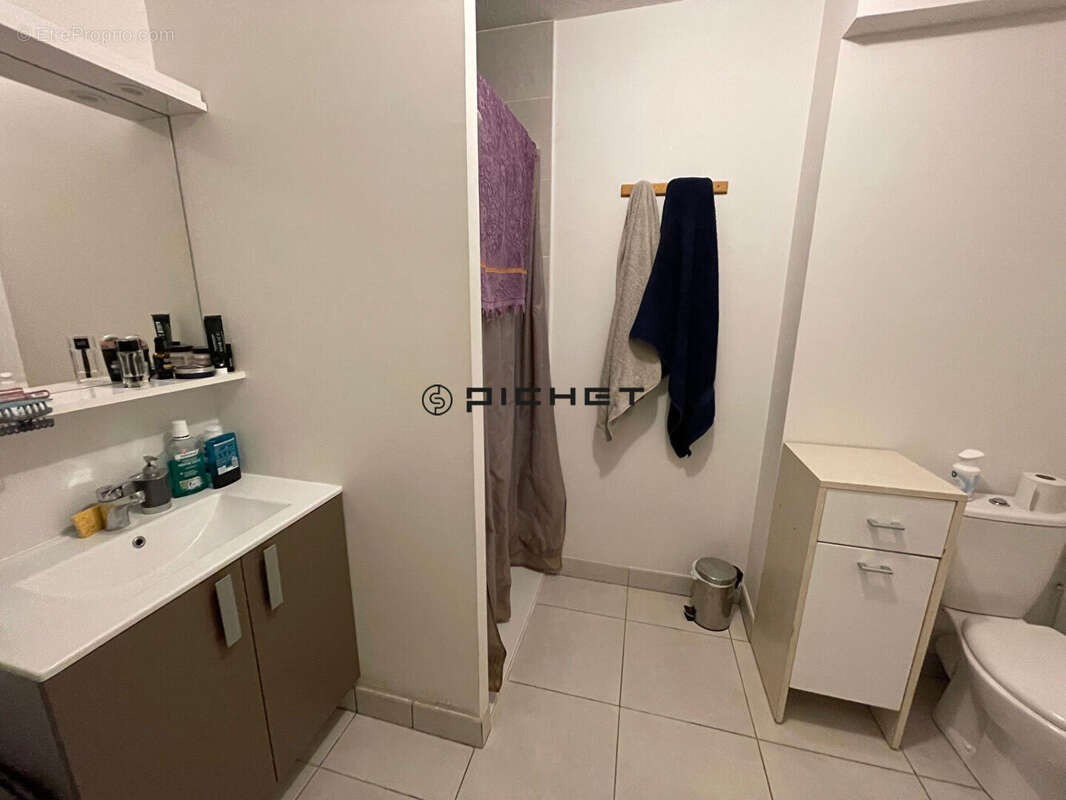 Appartement à BILLERE