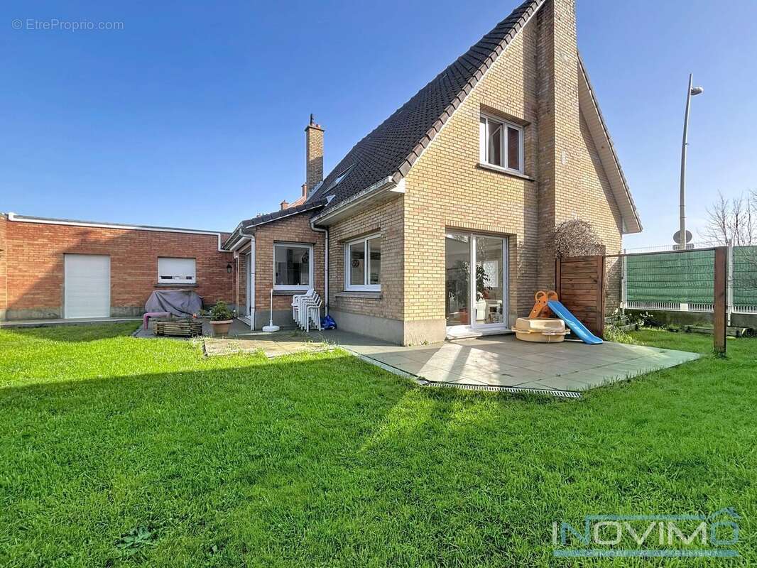 Maison à COUDEKERQUE-BRANCHE