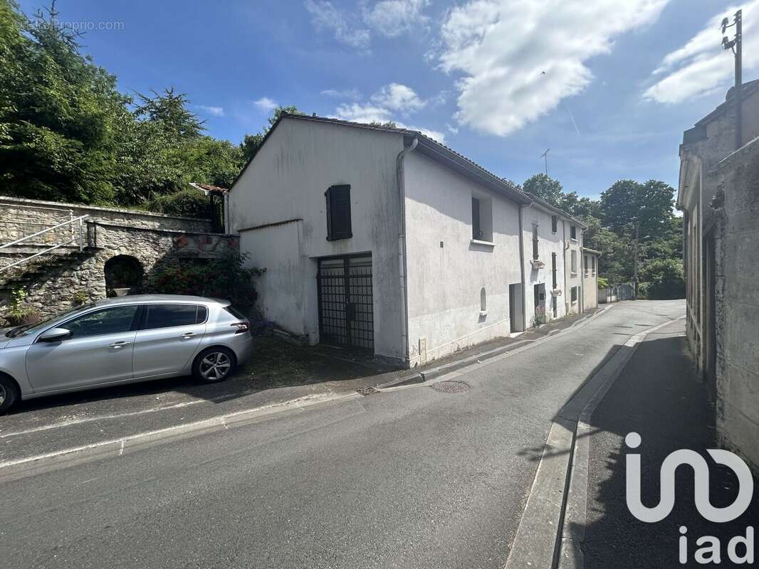 Photo 4 - Appartement à GOND-PONTOUVRE