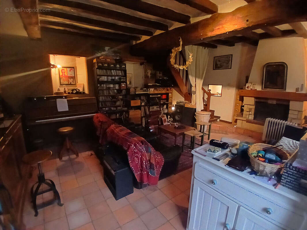 Maison à LA CROPTE