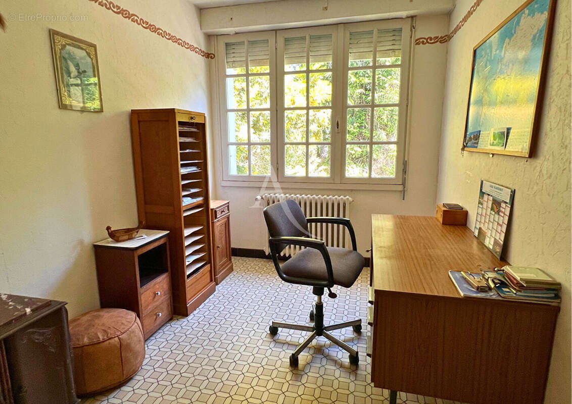 Ensemble immobilier sur un parc de 6 hectares ! - photo 14