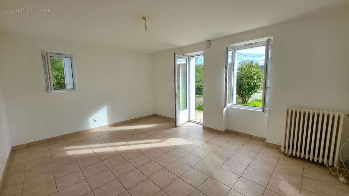 Maison à SAINT-JOACHIM