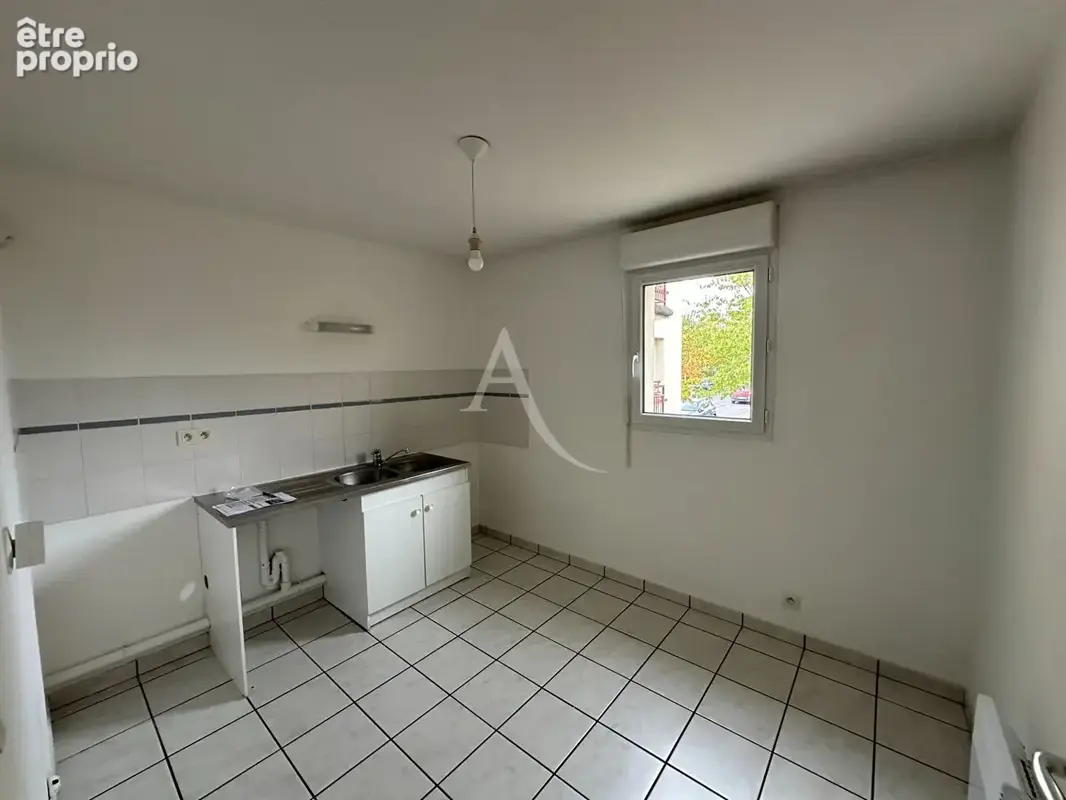 Appartement La Chaussee Saint Victor 3 pièce(s) 69 m2 - photo 4
