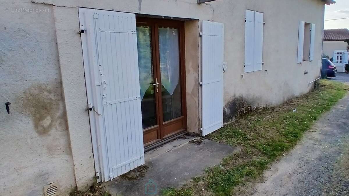 Maison à SAINT-VINCENT-JALMOUTIERS