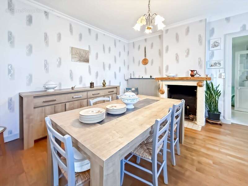 Maison à CHATELLERAULT