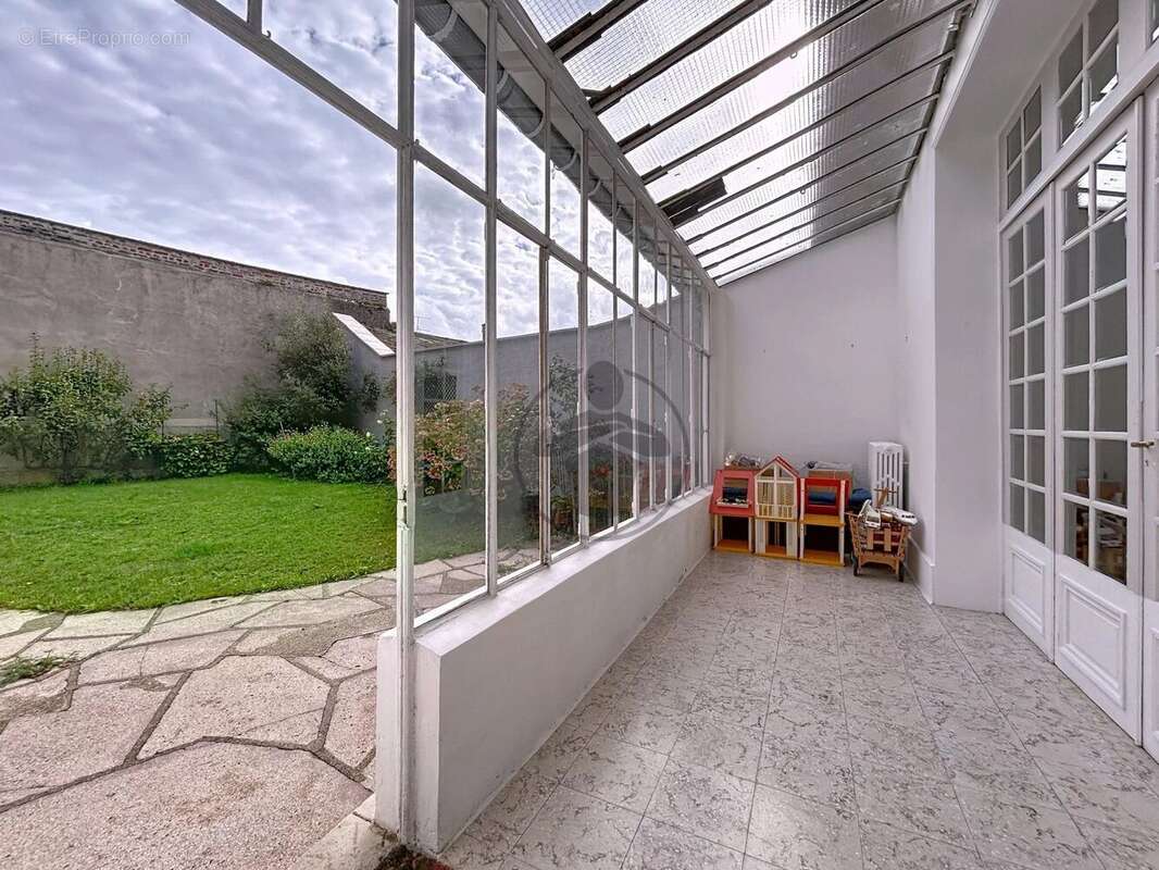 Maison à SAINT-QUENTIN