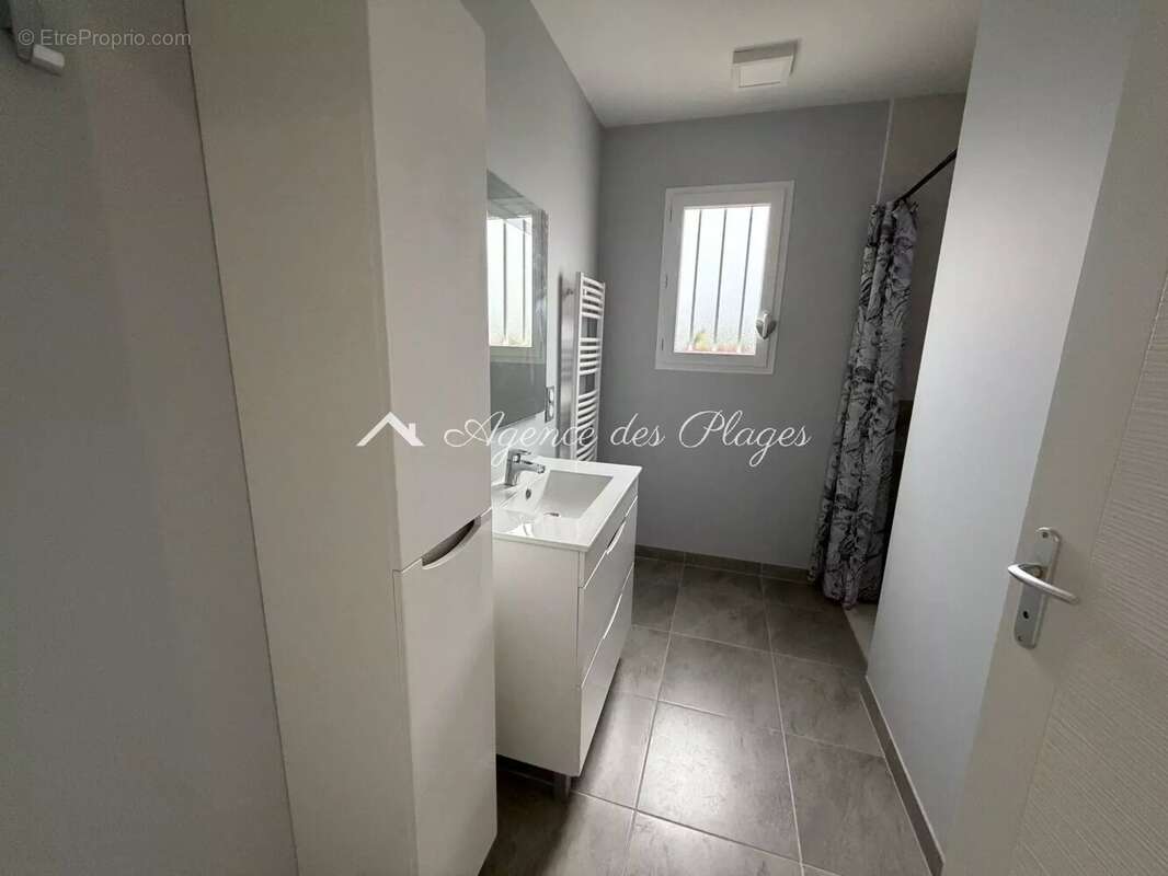 Maison à MESCHERS-SUR-GIRONDE