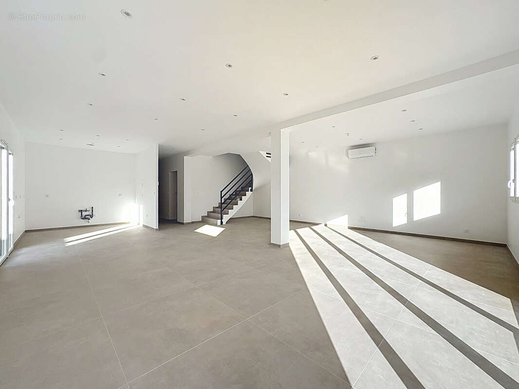 Maison à CORMONTREUIL