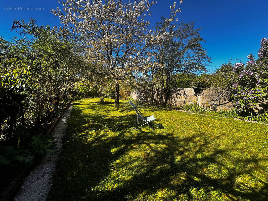 Maison à VERNEUIL-SUR-SEINE