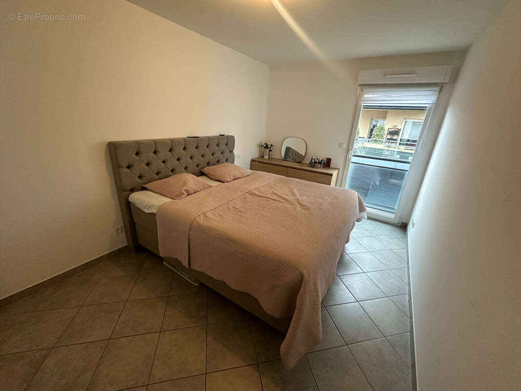 Appartement à AMNEVILLE
