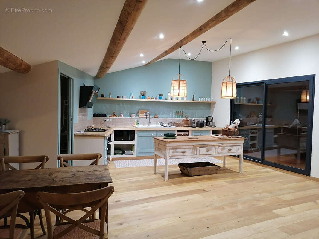 Maison à MALAUCENE