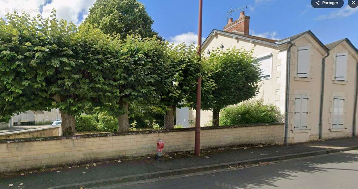 Maison à SANCERGUES