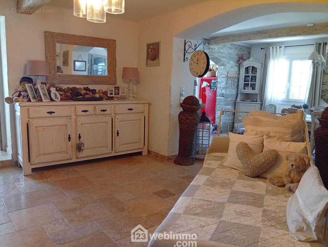 Maison à LE CANNET-DES-MAURES