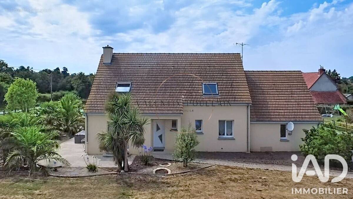 Photo 1 - Maison à LE MESNIL-ANGOT