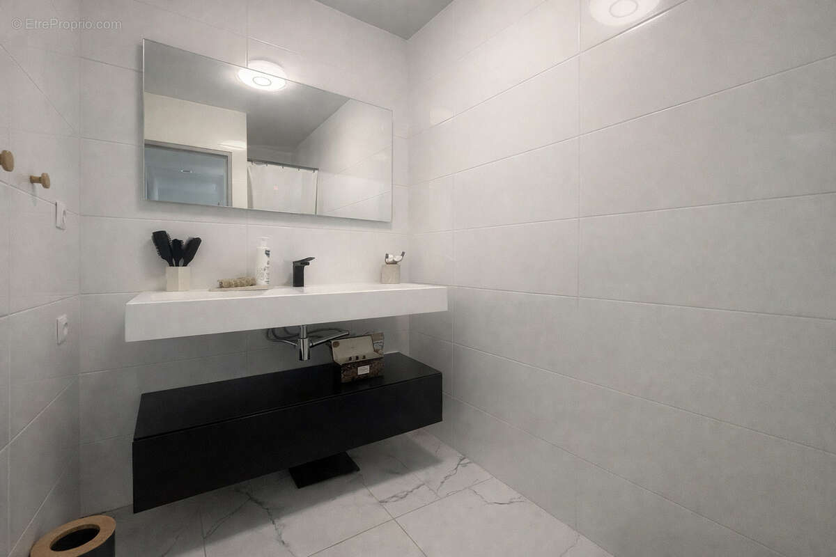 Appartement à LUNEL