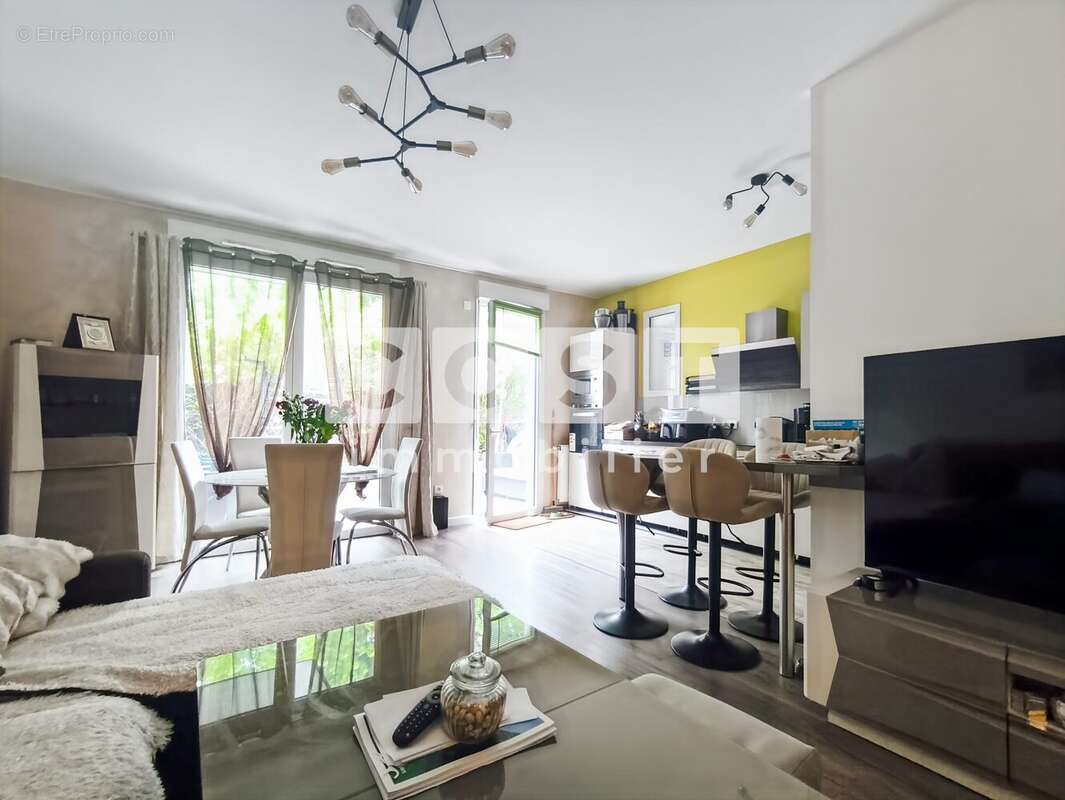 Appartement à GENNEVILLIERS