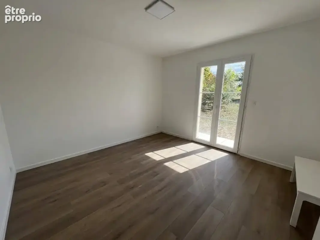 Maison contemporaine de 2011 de 169 M2 avec piscine sur 2707 M2 - photo 15