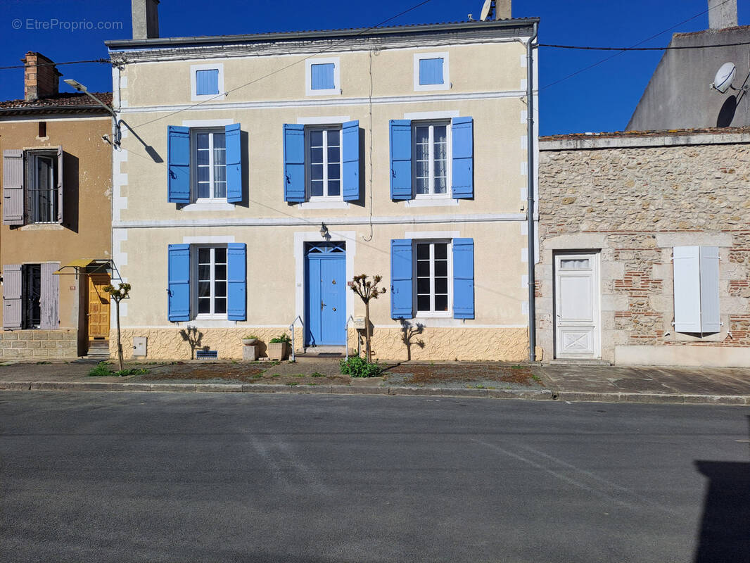 Maison à DAMAZAN