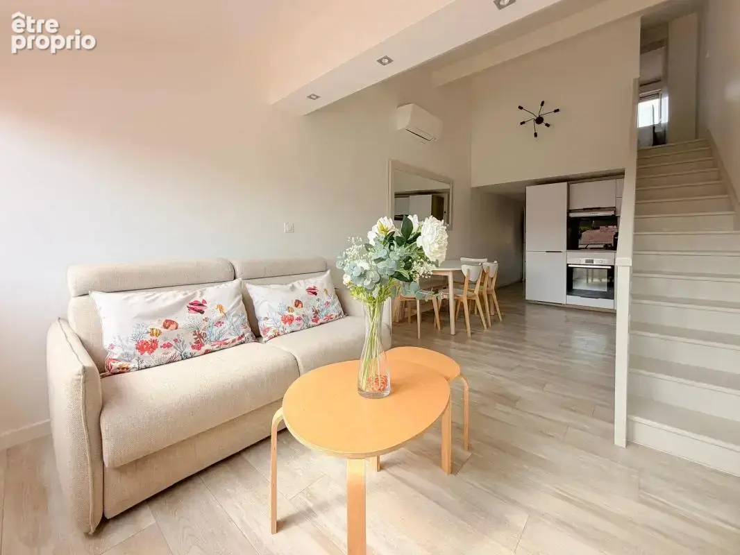 La londe-les-maures – appartement duplex rénové à quelques pas de la plage - photo 2