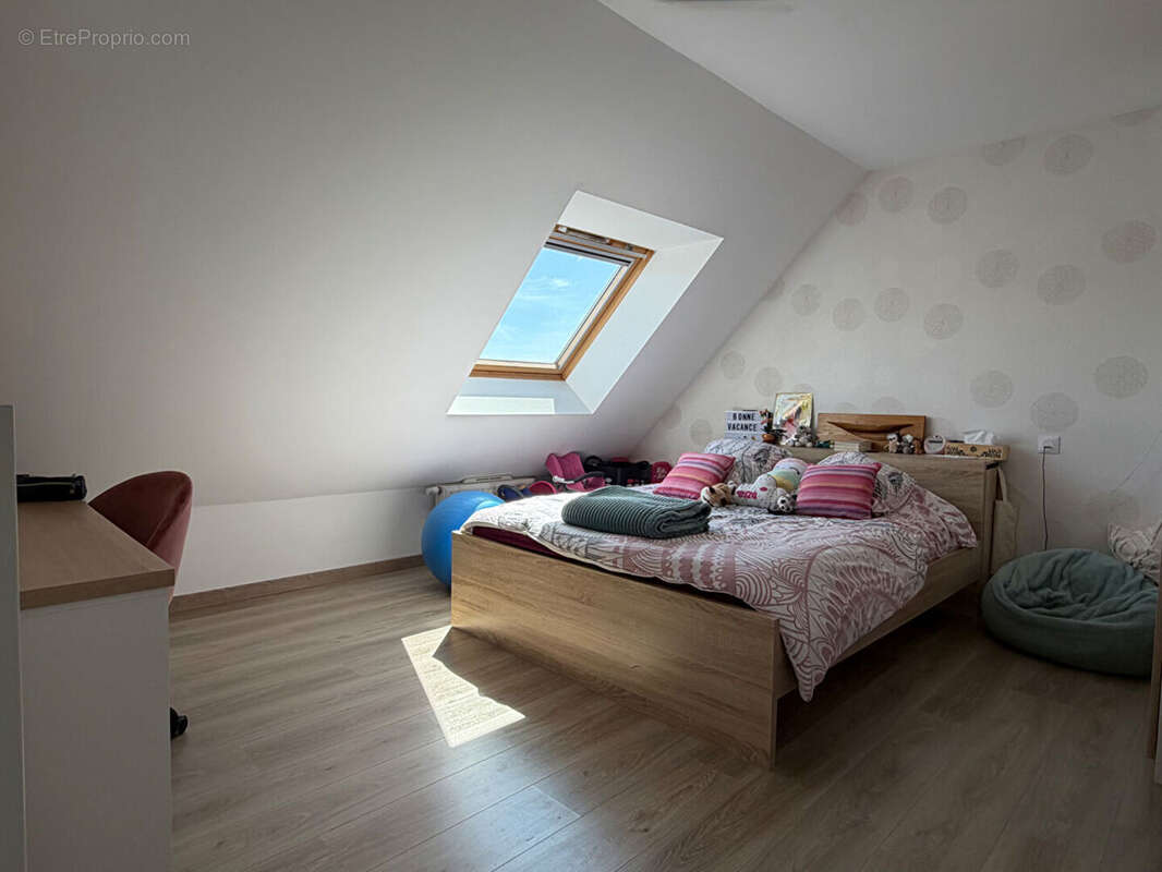 Maison à GROSSOEUVRE