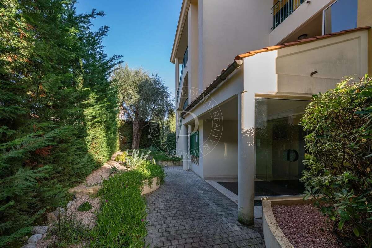 Appartement à BEAULIEU-SUR-MER