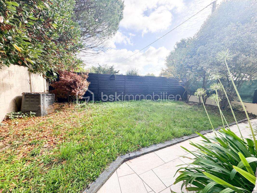 Maison à NOYAL-CHATILLON-SUR-SEICHE