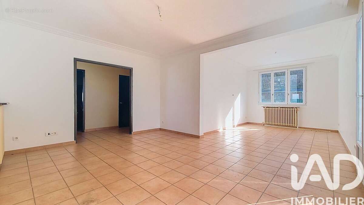 Photo 6 - Maison à SAINT-REMY-LES-CHEVREUSE