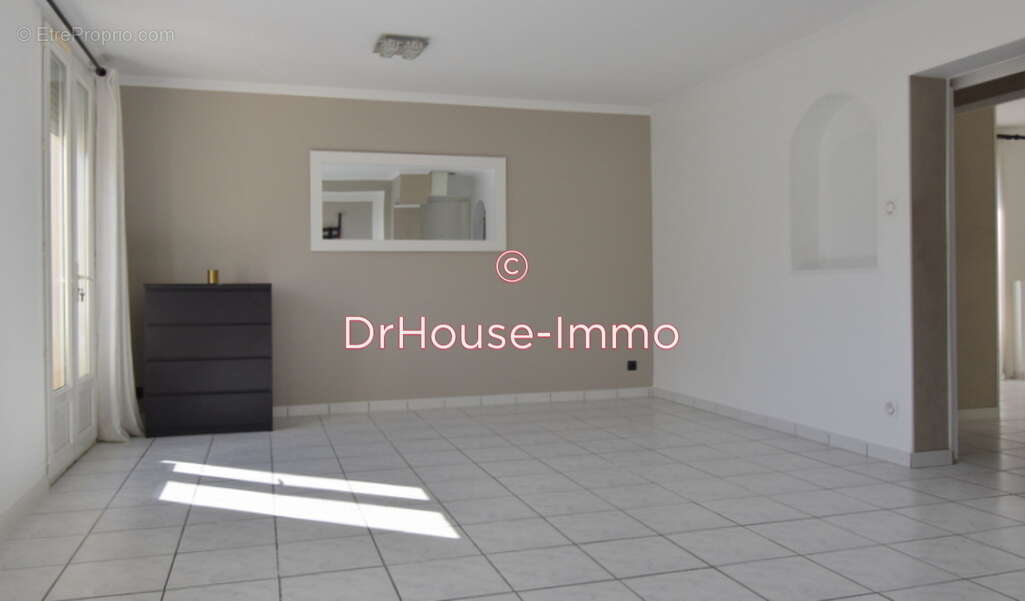 Appartement à MARSEILLE-12E