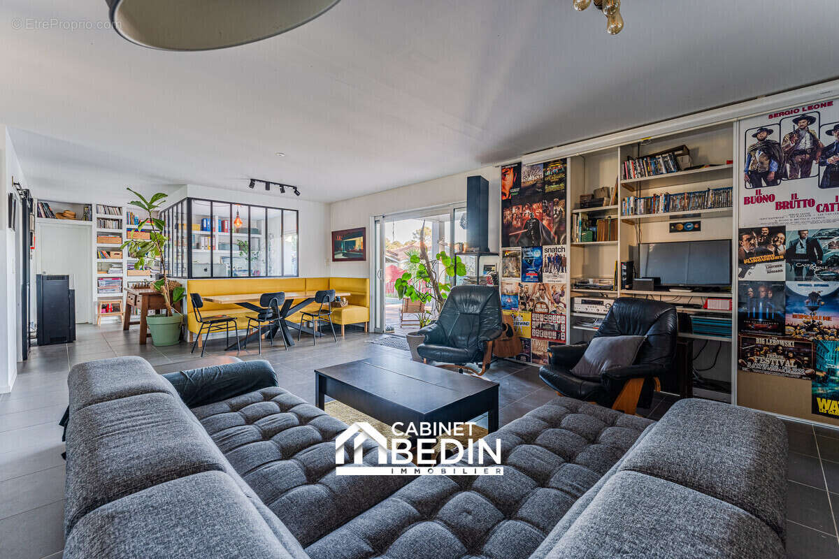 Maison 136 m² à Gujan-Mestras  - photo 2