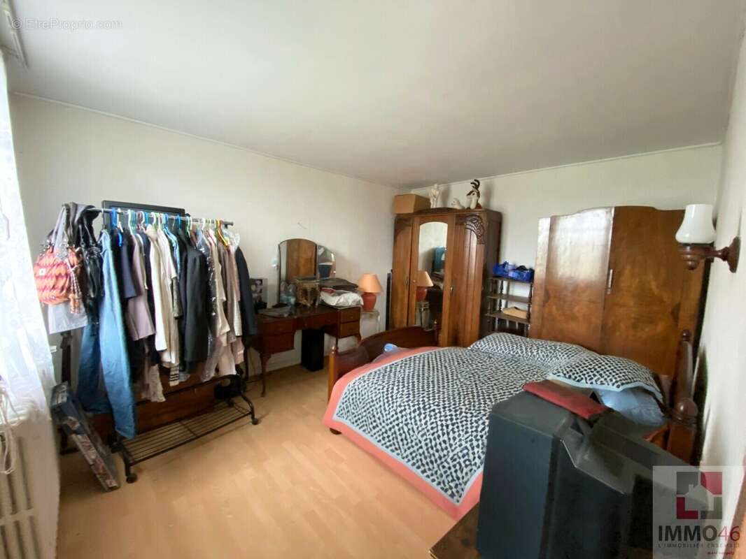 Maison à LACAPELLE-MARIVAL