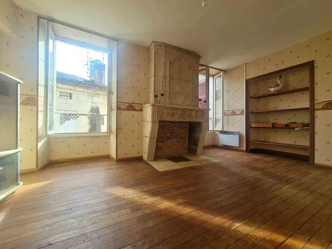 Appartement 156 m² à Aubeterre-Sur-Dronne  - photo 4