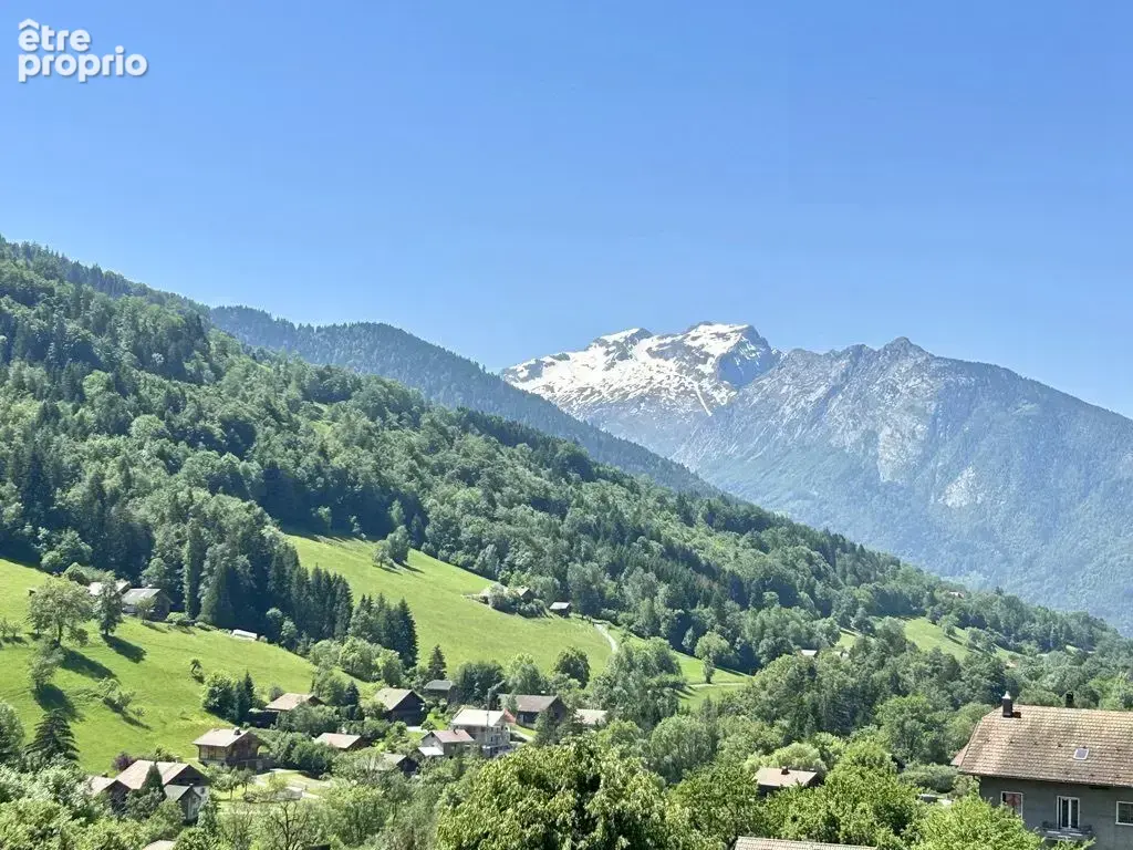 Appartement à LES VILLARDS-SUR-THONES