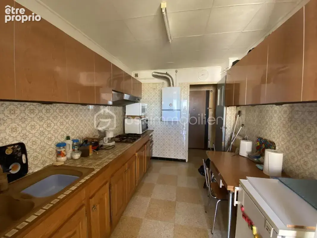 Exclusivite !!! *** appartement traversant avec cave dernier etage toulon *** - photo 6
