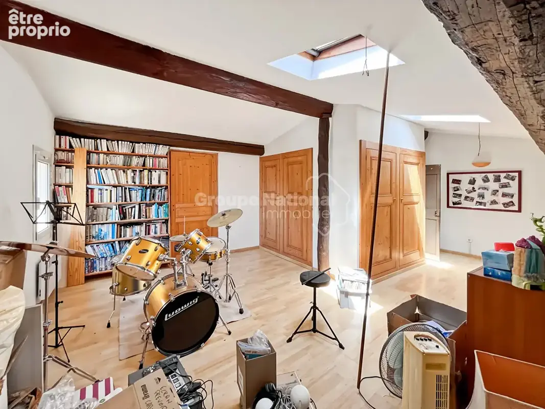 Vaste maison de Maître avec cour abritée au centre du charmant village de St Just - photo 10