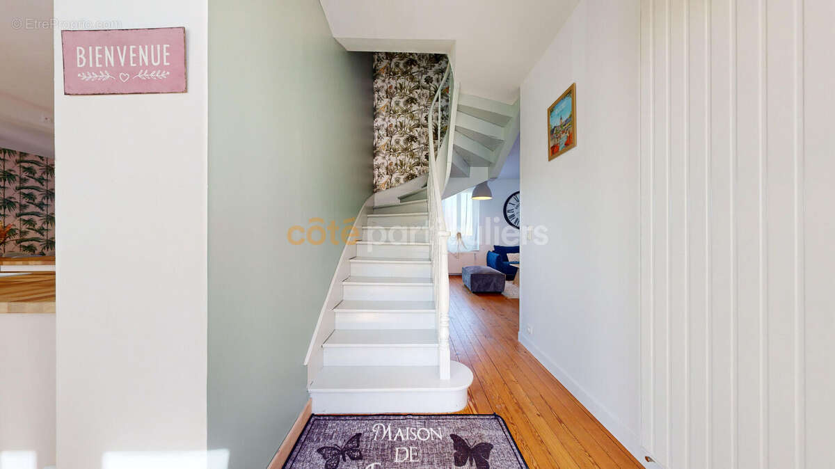 Maison à VILLEDIEU-LES-POELES