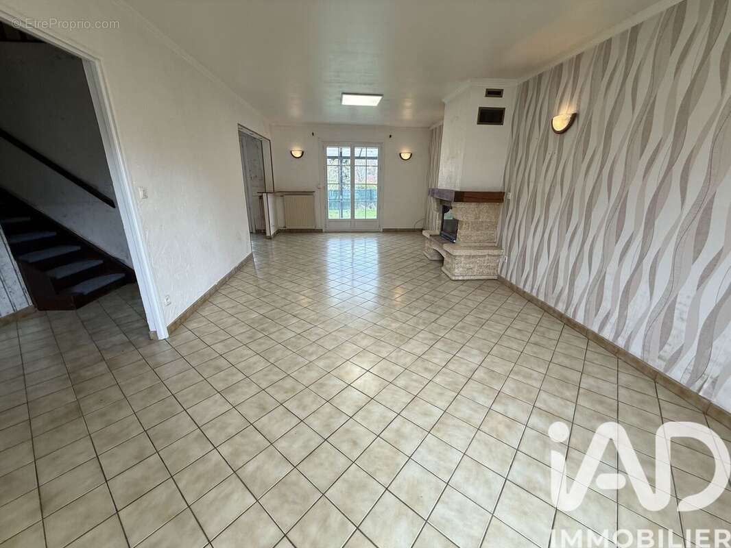 Photo 2 - Maison à BRUAY-LA-BUISSIERE