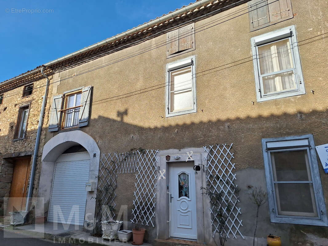 Maison à ROUVENAC