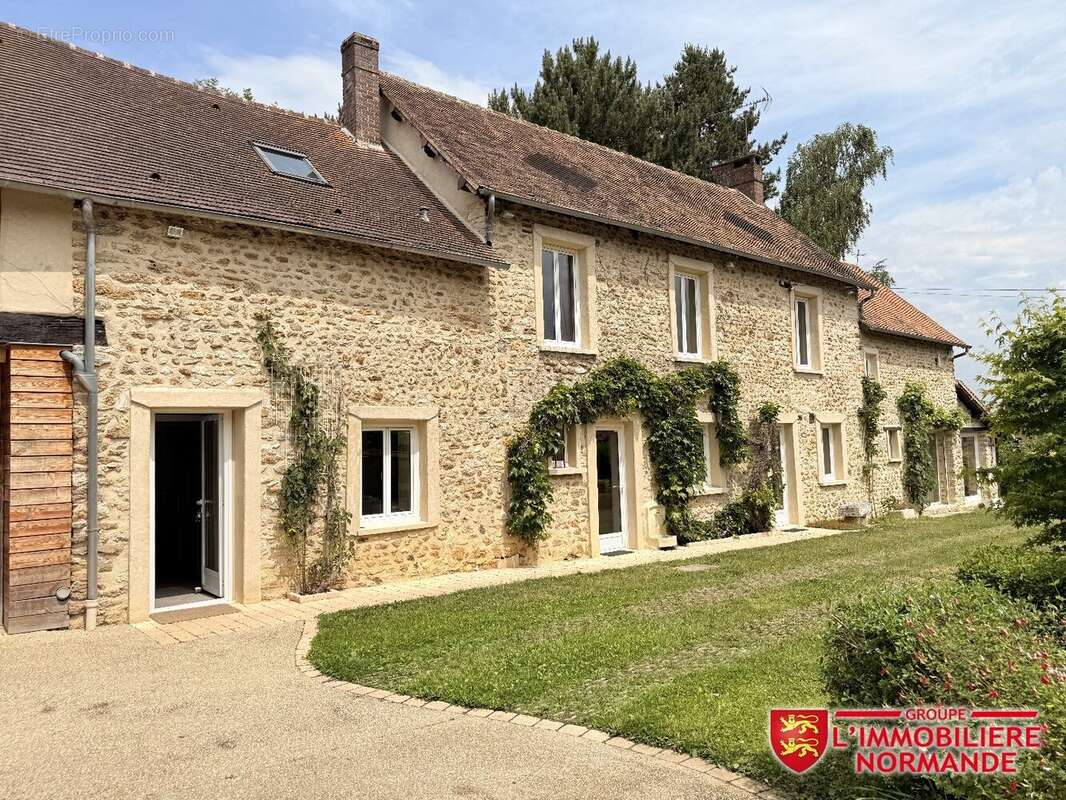 Maison à HOULBEC-COCHEREL