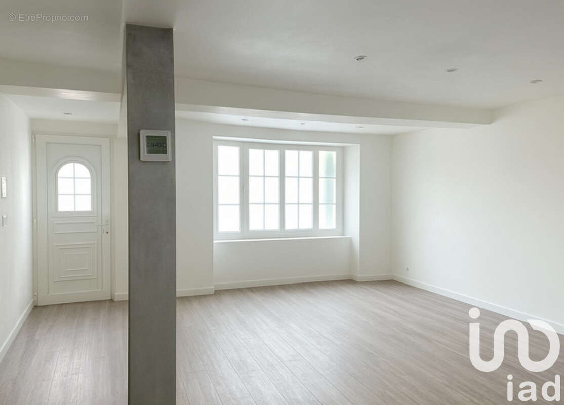 Photo 2 - Maison à JOUY-SUR-MORIN