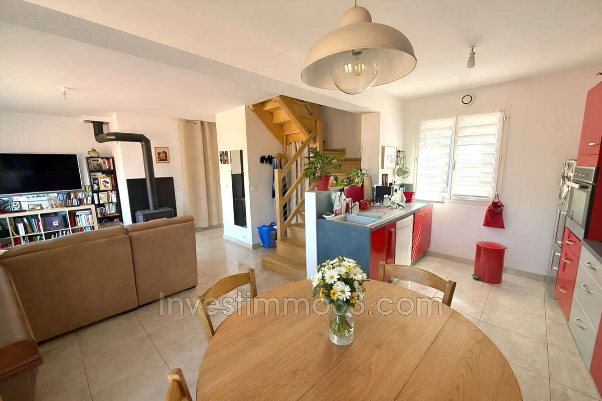 Appartement à ROUSSET