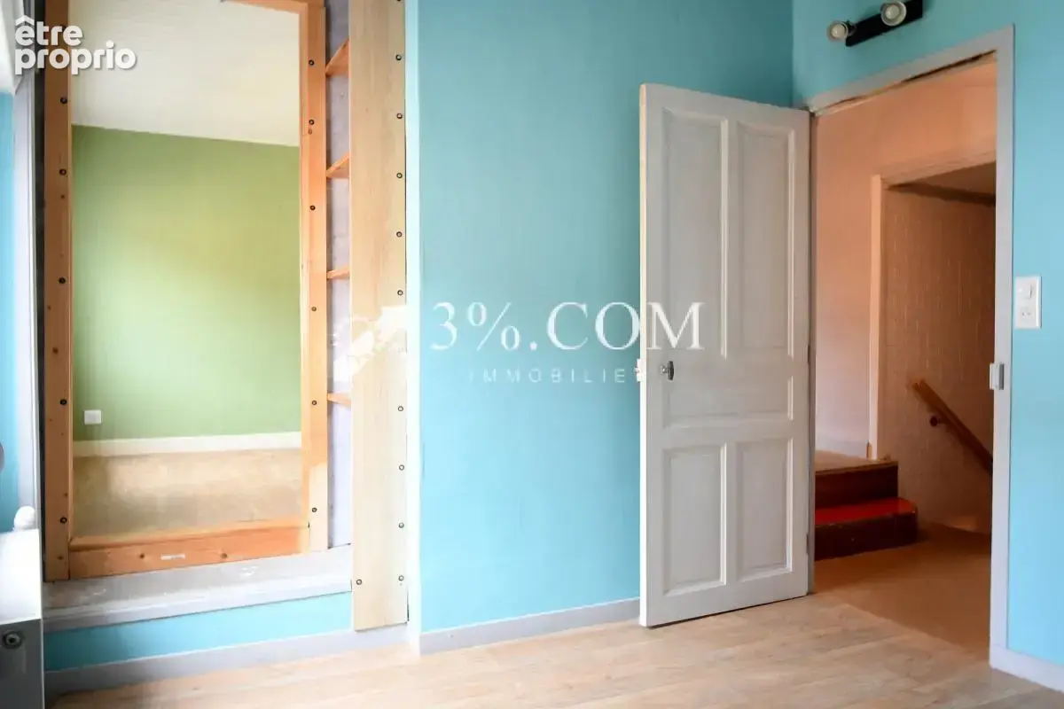 Découvrez cette Maison Familiale avec Garage & Jardin à Alla - photo 8