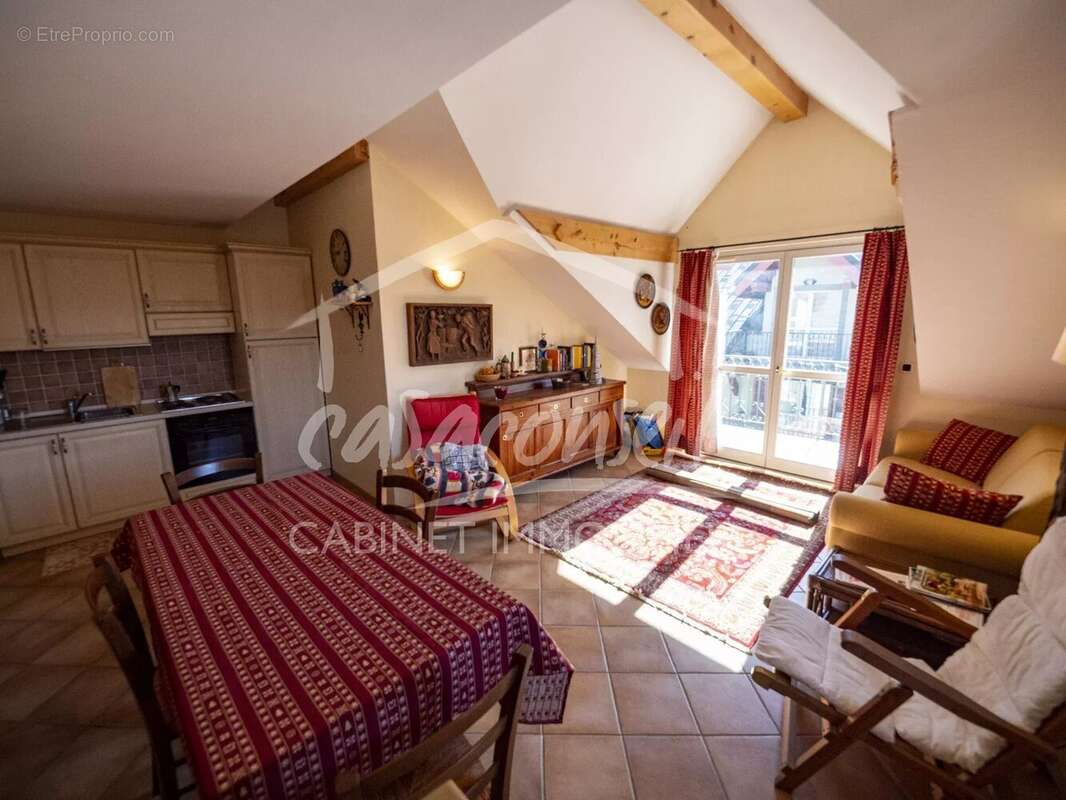 Appartement à SAINT-GERVAIS-LES-BAINS
