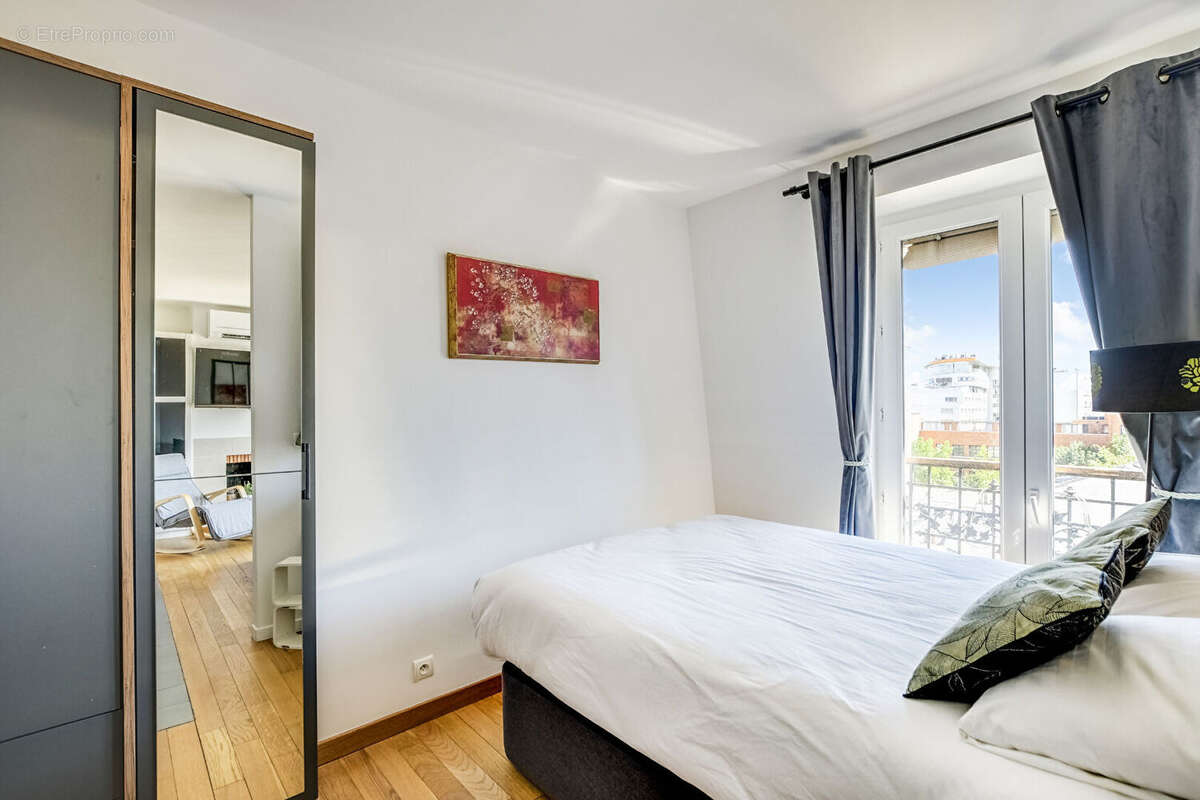 Appartement Paris 1 pièce(s) 28.12 m2 - photo 4