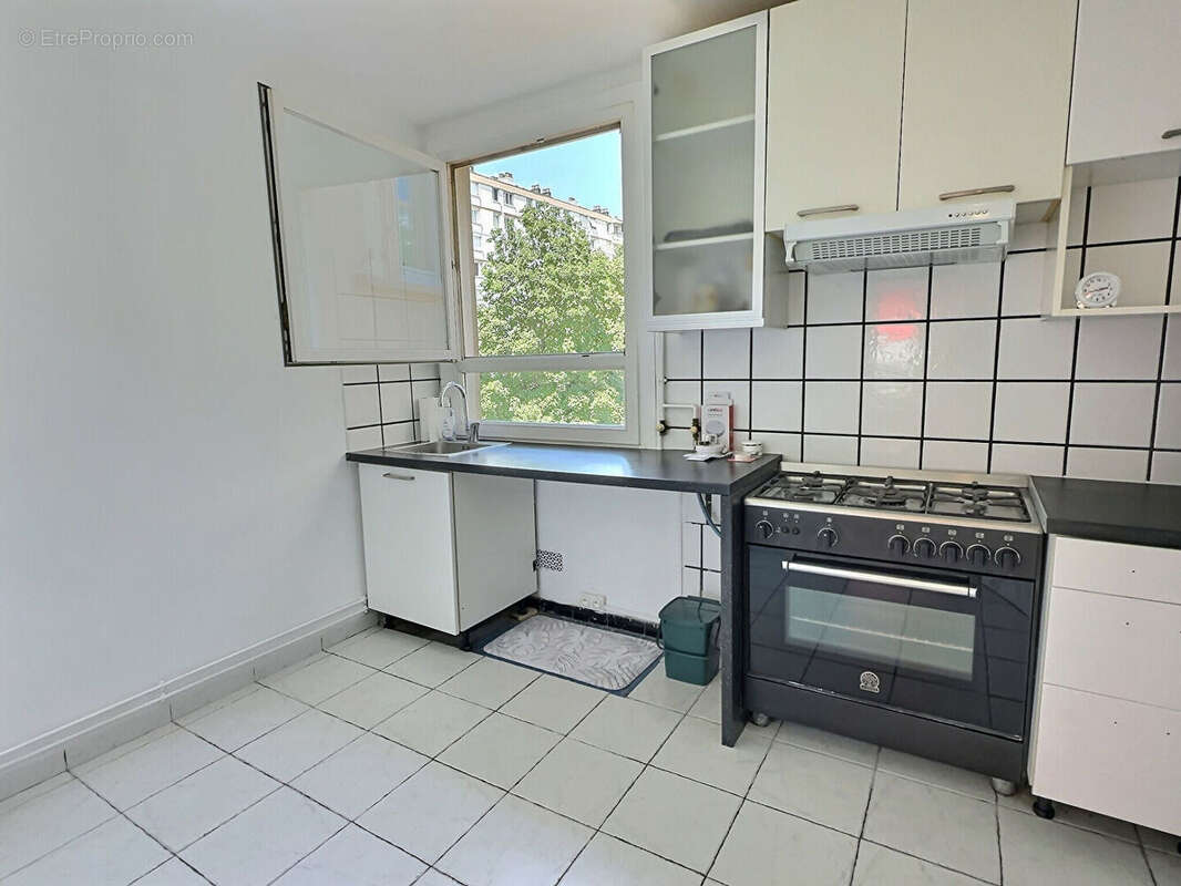 Appartement à IVRY-SUR-SEINE