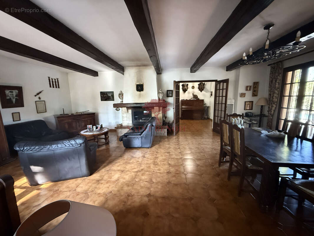 Maison à SAINT-JEAN-DE-FOS