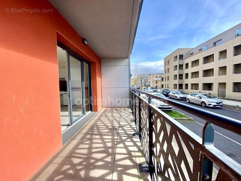 Appartement T3 ultra lumineux avec balcon - Garage fermé - Place de stationnement privative - photo 13