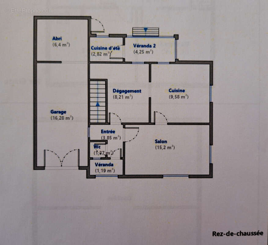 Maison très lumineuse sur un terrain clos de 304m2 avec un garage. - photo 32